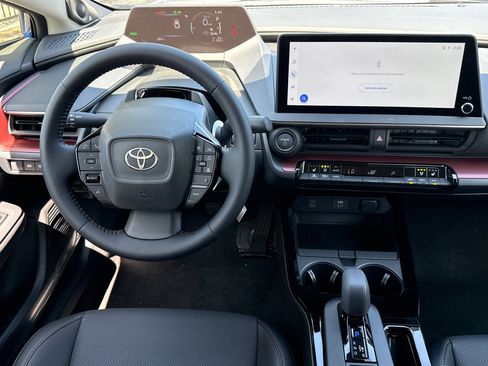 New 2026 Toyota Prius Plug-In Hybrid FWD image 19