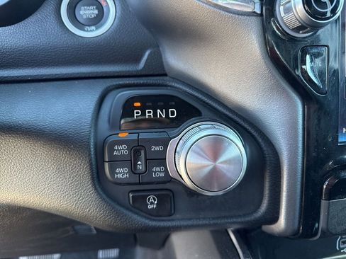 Used 2025 RAM 1500 Laramie image 27