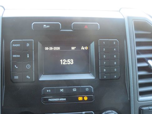 Used 2022 Ford F250 XL w/ STX Appearance Package AWD/4WD image 32