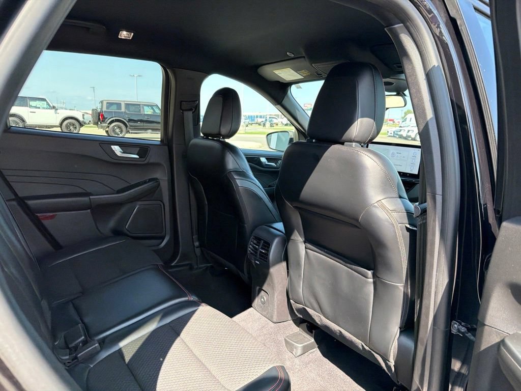 Certified 2023 Ford Escape ST-Line w/ Tech Pack #1 FWD image 20