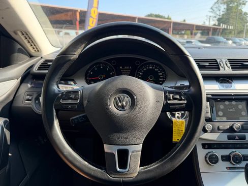 Used 2013 Volkswagen CC R-Line FWD image 20