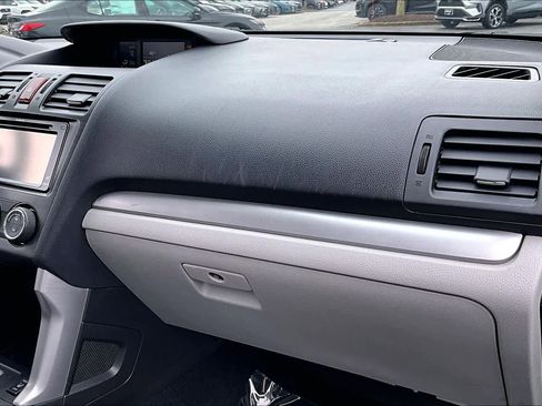 Used 2014 Subaru Forester 2.5i Limited image 19