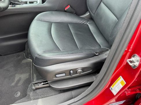 Used 2024 Chevrolet Equinox LT AWD/4WD image 22