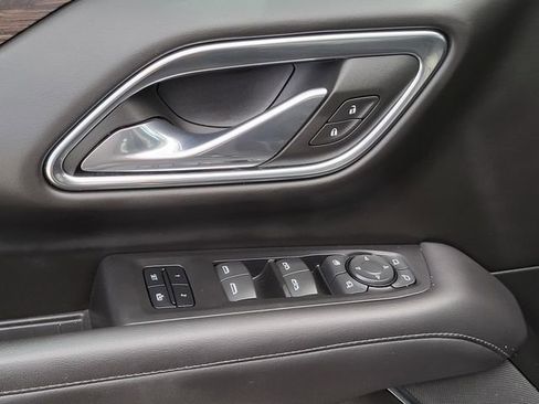 Used 2023 Chevrolet Tahoe Z71 w/ Luxury Package image 16