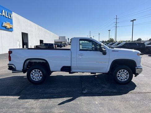 New 2026 Chevrolet Silverado 3500 LT w/ Convenience Package image 8