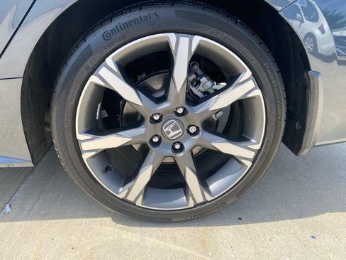 Certified 2025 Honda Civic Sport Touring image 26