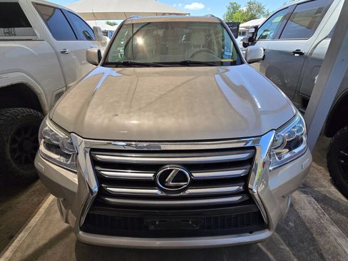 Used 2016 Lexus GX 460 w/ Premium Package AWD/4WD image 2