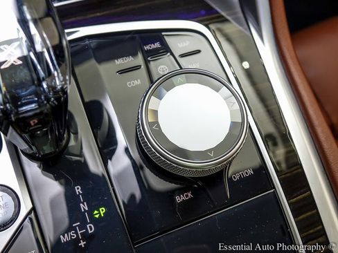 Used 2023 BMW X6 xDrive40i w/ M Sport Package image 18