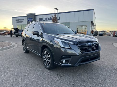Used 2023 Subaru Forester Limited image 8