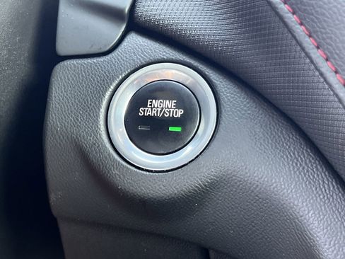 Used 2022 Chevrolet Equinox RS w/ RS Leather Package image 34