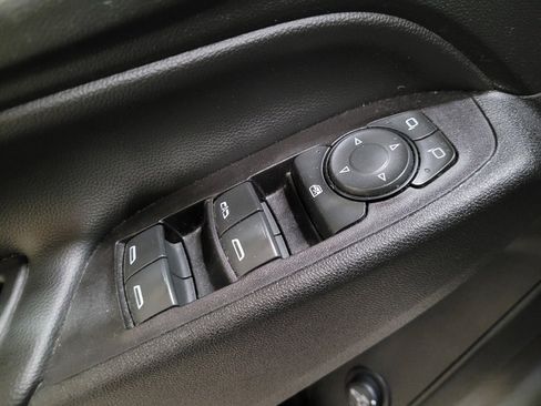 Used 2019 Chevrolet Equinox LT image 27