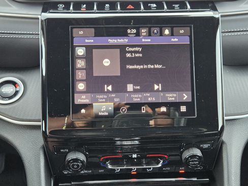 New 2026 Jeep Grand Cherokee L Laredo AWD/4WD image 14