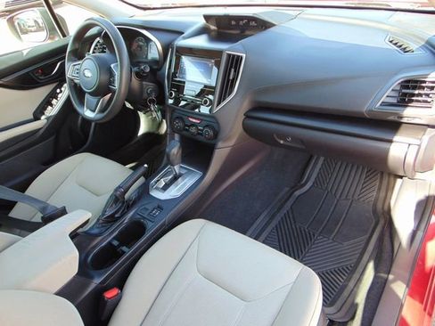 Used 2018 Subaru Impreza 2.0i Premium image 25