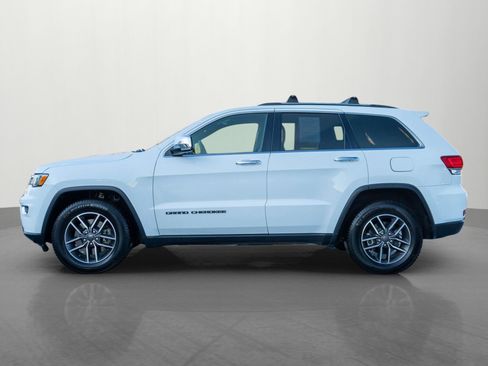 Used 2021 Jeep Grand Cherokee Limited w/ Trailer Tow Group IV image 4
