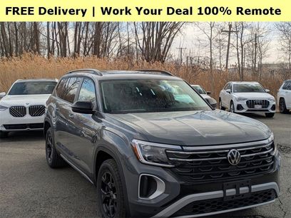 New 2025 Volkswagen Atlas Peak Edition SE