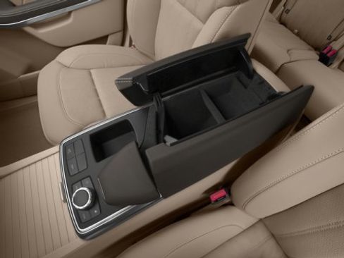 Used 2016 Mercedes-Benz GL 450 4MATIC image 17