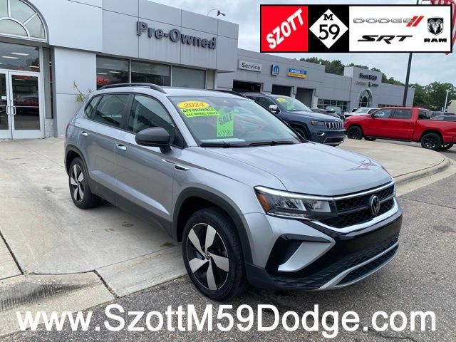 Used 2024 Volkswagen Taos S AWD/4WD image 1