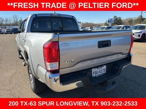 Used 2017 Toyota Tacoma SR5 w/ Tow Package image 5