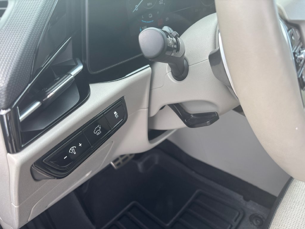 Used 2023 Kia Niro Wave w/ Wave Preserve Package FWD image 14