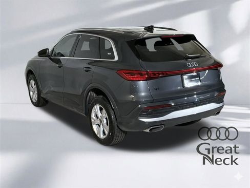 Certified 2025 Audi Q5 Premium w/ Convenience Package image 8