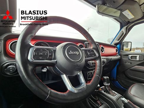 Used 2022 Jeep Gladiator Rubicon w/ LED Lighting Group image 25