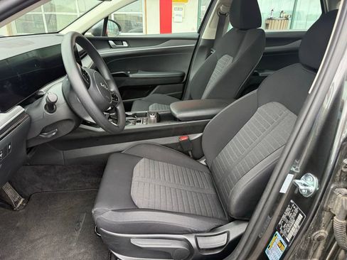 Used 2025 Kia K5 LXS FWD image 10