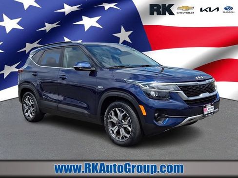 Certified 2022 Kia Seltos EX AWD/4WD image 1