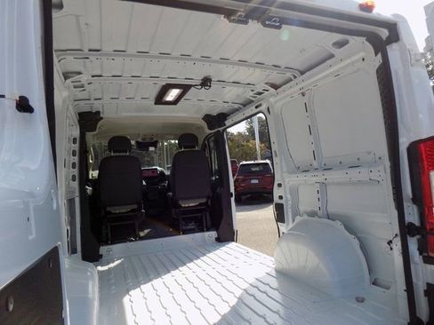 New 2026 RAM ProMaster 1500 w/ Premium Convenience Group FWD image 25