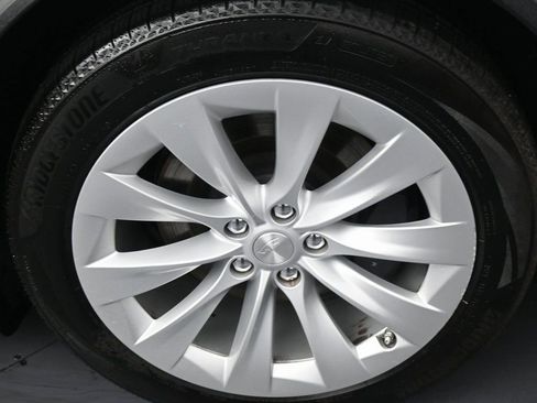 Used 2019 Tesla Model X 100D image 45