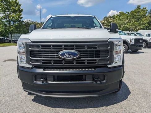 New 2025 Ford F550 4x4 Crew Cab Super Duty image 8