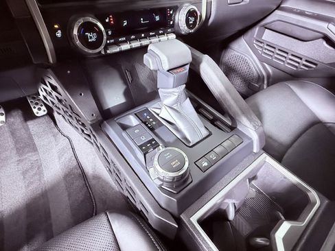 Used 2024 Toyota Tacoma TRD Sport w/ TRD Sport Premium Package image 19