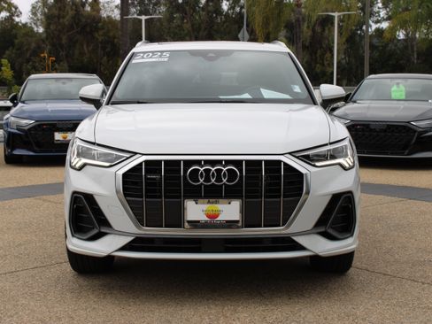 Certified 2025 Audi Q3 2.0T Premium w/ Convenience Package AWD/4WD image 8