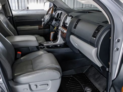 Used 2012 Toyota Tundra Limited image 12