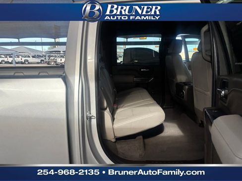 Used 2023 Chevrolet Silverado 2500 LTZ w/ LTZ Premium Package image 18