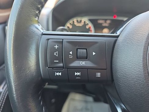 Used 2023 Nissan Rogue SV w/ SV Premium B Package FWD image 35