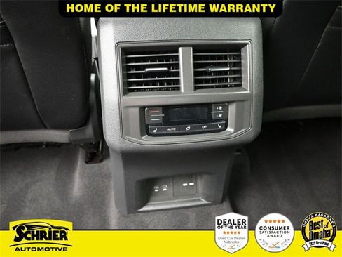 Used 2022 Volkswagen Atlas SEL Premium image 35