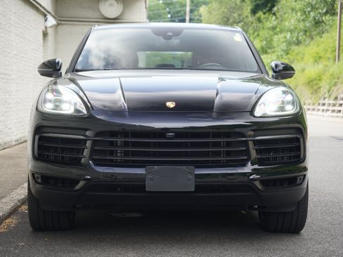 Used 2022 Porsche Cayenne Platinum Edition AWD/4WD image 10