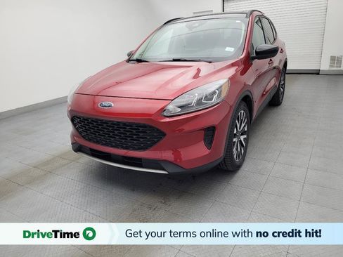 Used 2020 Ford Escape SE Sport image 1