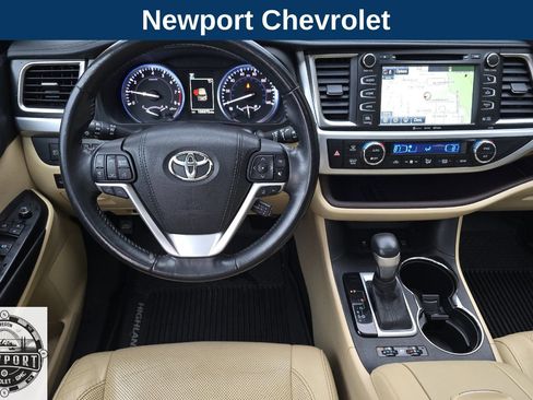 Used 2017 Toyota Highlander Limited w/ Protection Package #3 image 15