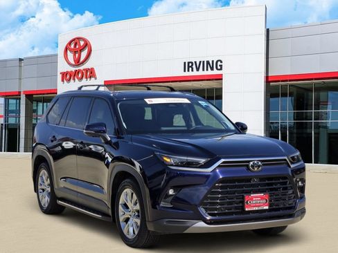 Certified 2026 Toyota Grand Highlander FWD image 2