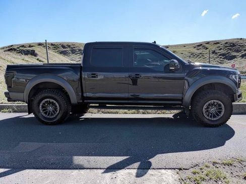 Certified 2019 Ford F150 Raptor w/ Equipment Group 802A Luxury AWD/4WD image 7
