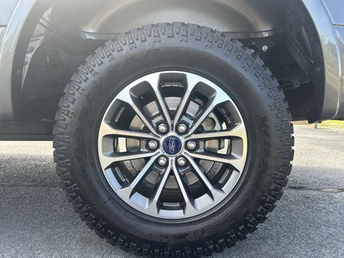 Used 2019 Ford F150 XLT w/ Equipment Group 302A Luxury image 31