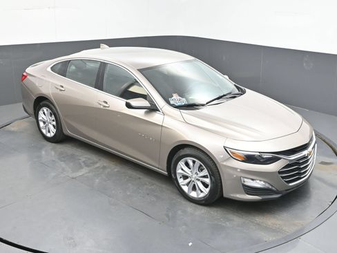 Used 2025 Chevrolet Malibu LT FWD image 27