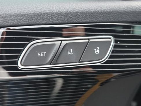Certified 2025 Hyundai Palisade Calligraphy AWD/4WD image 13