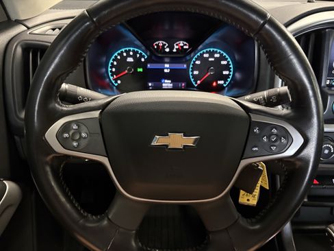 Used 2019 Chevrolet Colorado LT w/ LT Convenience Package image 18