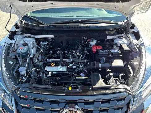 Used 2023 Nissan Kicks SR FWD image 50