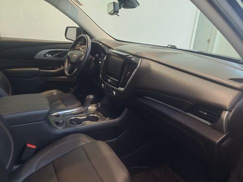 Used 2019 Chevrolet Traverse LT w/ LT Premium Package AWD/4WD image 18