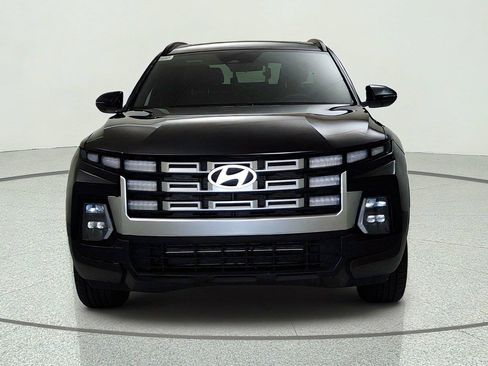 Used 2025 Hyundai Santa Cruz SEL AWD/4WD image 2