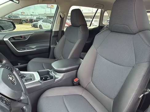 Certified 2025 Toyota RAV4 LE image 14