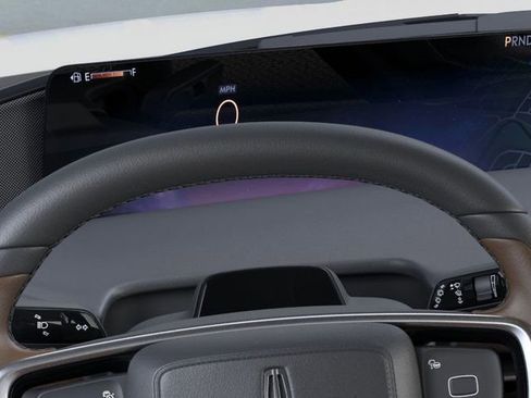 New 2025 Lincoln Navigator Reserve image 13